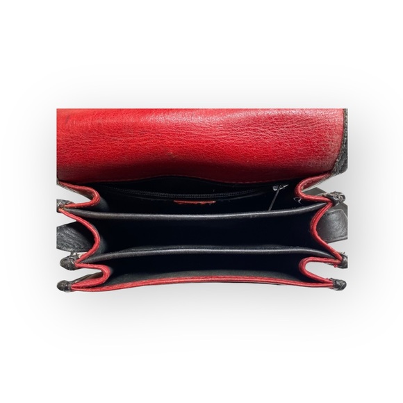 Vintage: Boots ‘n Bags ❁ Accordion Mini Crossbody Saddle Bag ❁ Brick Red Leather - Picture 6 of 16